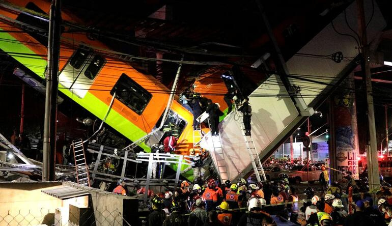 Son dakika haberi... Mexico Cityde metro üst geçidi çöktü: Çok sayıda ölü ve yaralı var