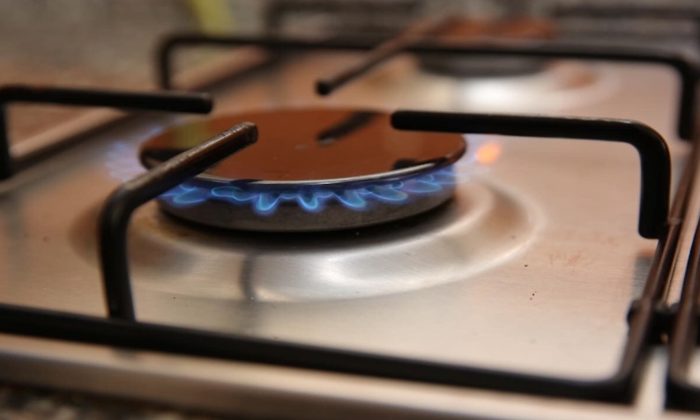 Trabzon’da Bir Mahallede Daha Doğalgaz Vanaları Açıldı!